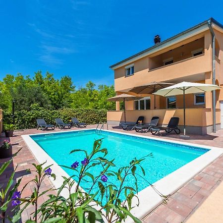 Nelly Apartments Привлака Екстериор снимка