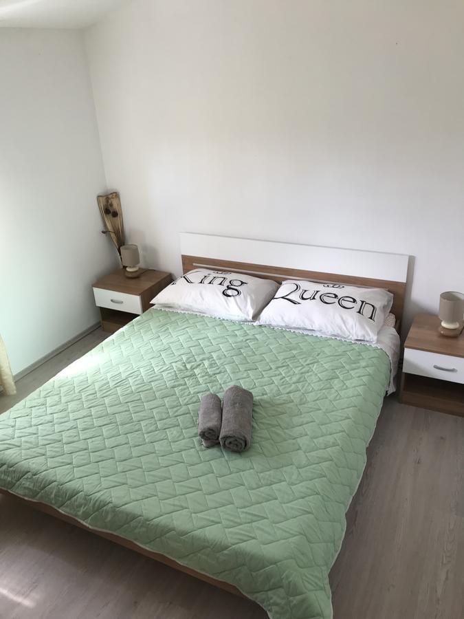 Nelly Apartments Привлака Екстериор снимка